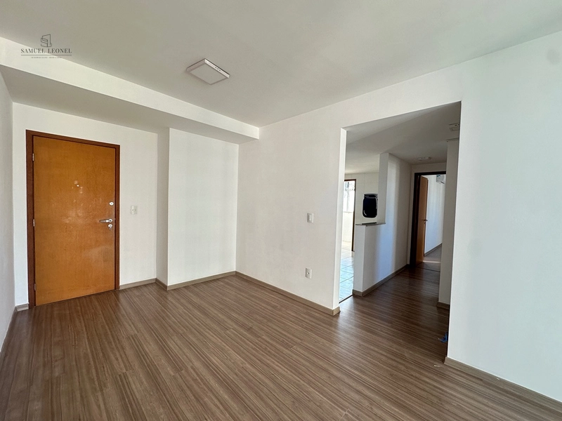 Apartamento de dois quartos um suíte com vaga e elevador à venda na avenida Rio Branco centro de Juiz de Fora : 5ª foto da galeria de imagens do imóvel