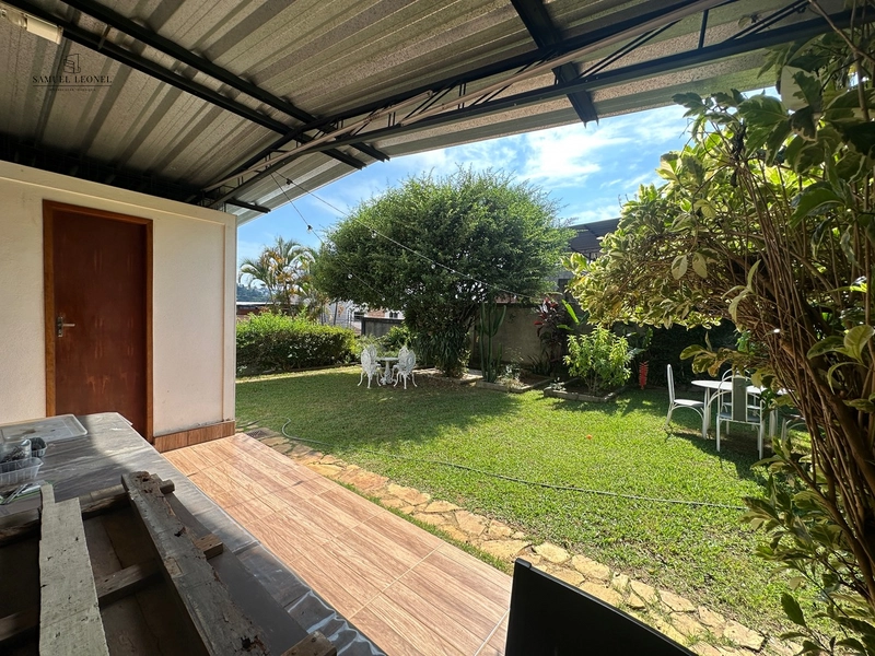 Casa com terreno de 1500 metros a venda no bairro próximo a UFJF: 2ª foto da galeria de imagens do imóvel