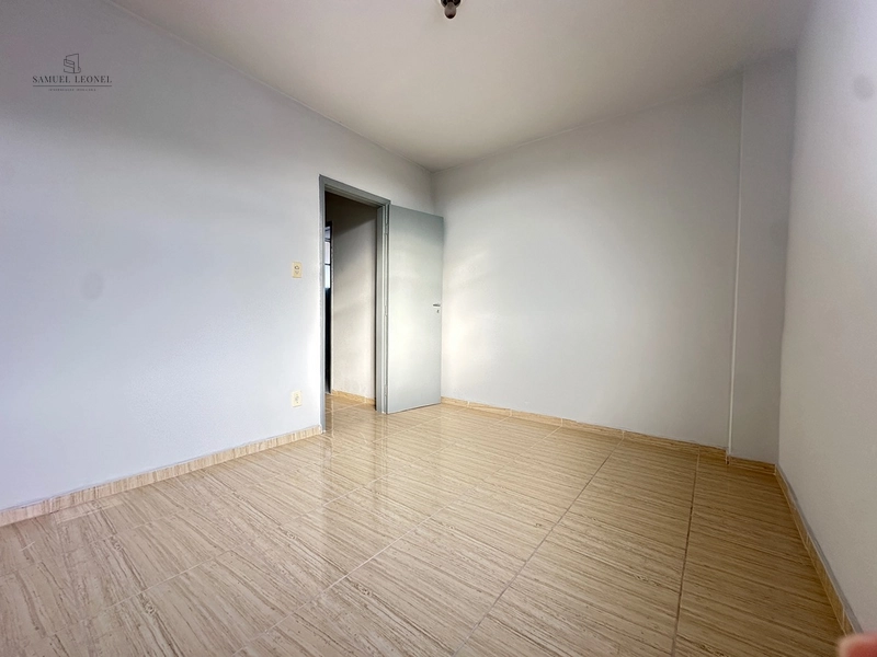 Apartamento de dois dormitórios e dois banheiros para venda no centro de Juiz de Fora com elevador e portaria 24h: 20ª foto da galeria de imagens do imóvel