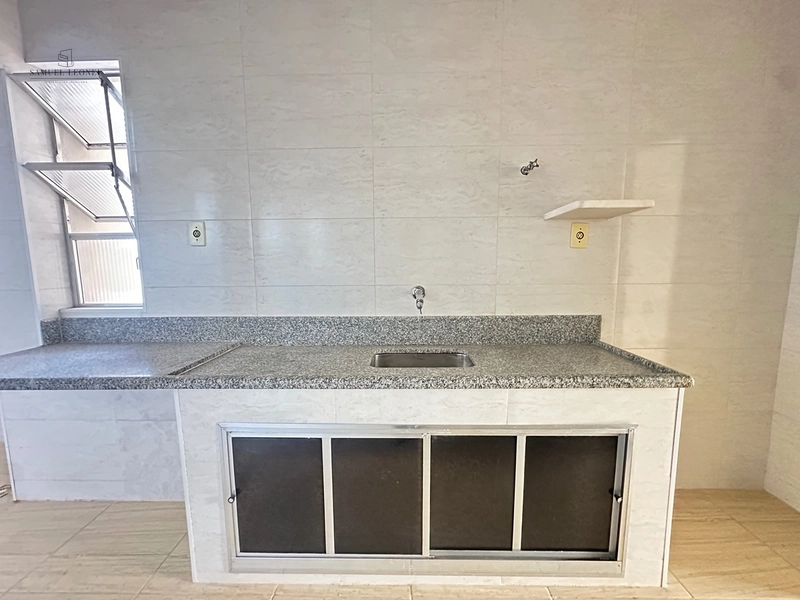 Apartamento de dois dormitórios e dois banheiros para venda no centro de Juiz de Fora com elevador e portaria 24h: 11ª foto da galeria de imagens do imóvel