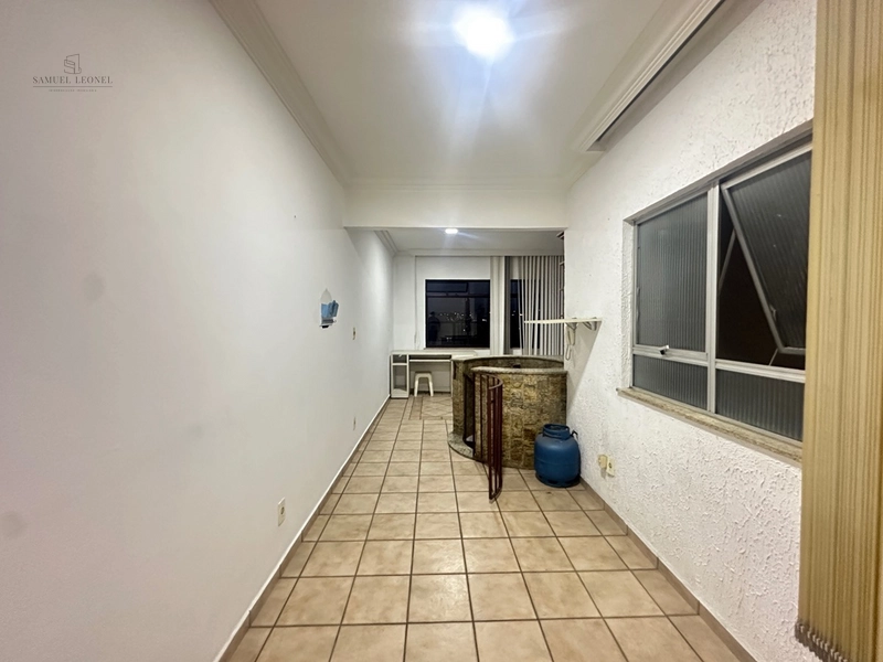 Cobertura duplex com todos móveis planejados e varanda gourmet com churrasqueira para venda no centro de Juiz de Fora : 10ª foto da galeria de imagens do imóvel