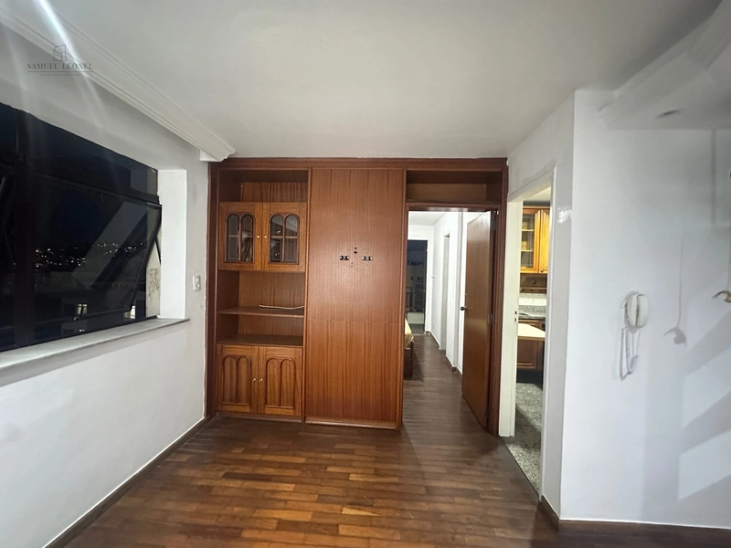 Cobertura duplex com todos móveis planejados e varanda gourmet com churrasqueira para venda no centro de Juiz de Fora : 12ª foto da galeria de imagens do imóvel