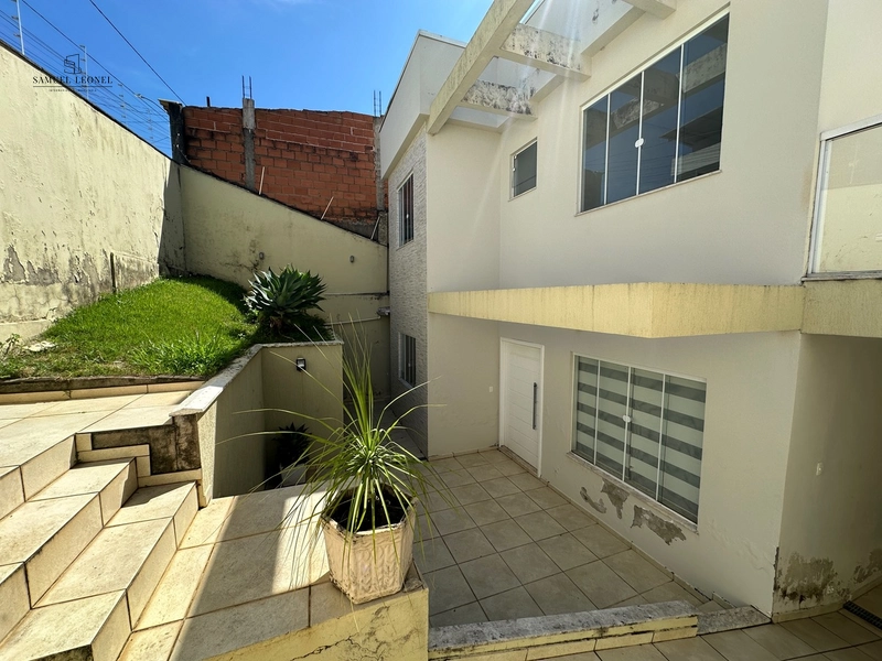 Casa com 2 Quartos Suítes e 3 banheiros à Venda, 254 m² por R$ 569.000: 10ª foto da galeria de imagens do imóvel