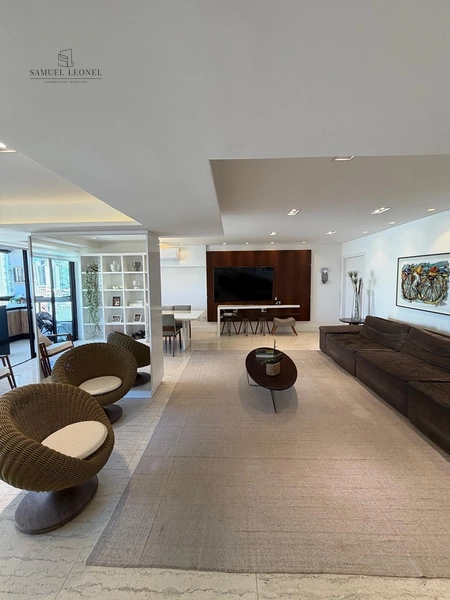 Apartamento de três quartos um suíte com dois living a venda no São Mateus Juiz Fora por 1.390.000,00: 3ª foto da galeria de imagens do imóvel