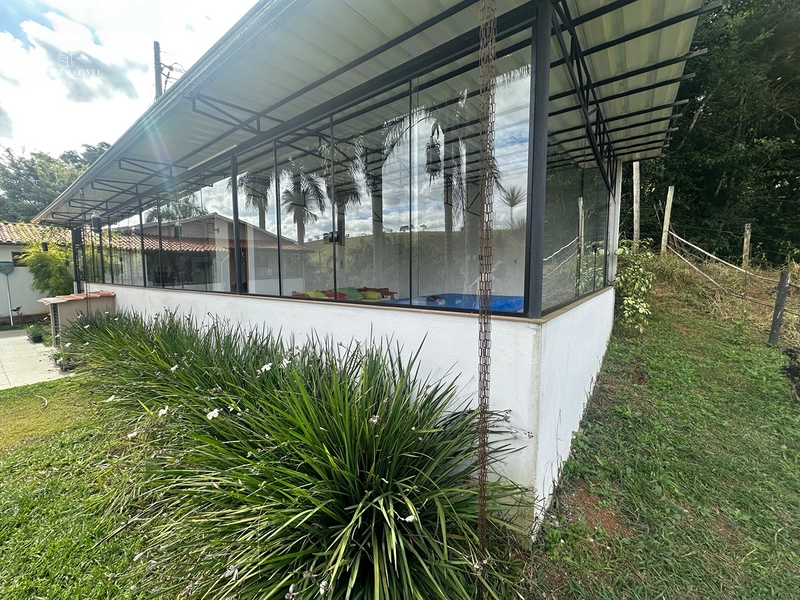Chácara de 5000m2 com dois quartos, piscina, varanda gurmet, mais casa de apoio à venda em Caeté.: 16ª foto da galeria de imagens do imóvel