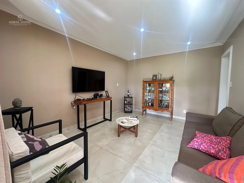 Chácara de 5000m2 com dois quartos, piscina, varanda gurmet, mais casa de apoio à venda em Caeté.: 6ª foto da galeria de imagens do imóvel