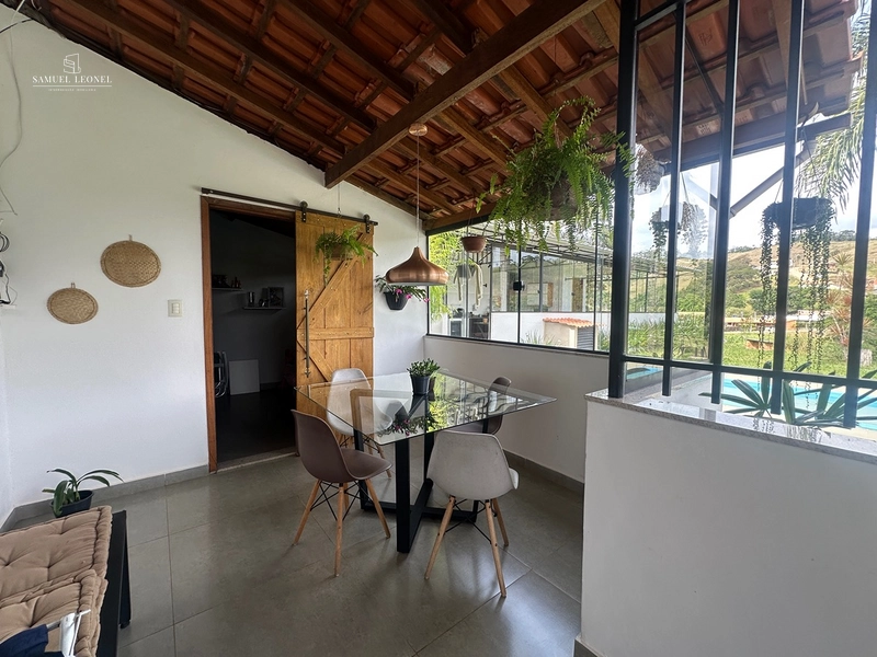 Chácara de 5000m2 com dois quartos, piscina, varanda gurmet, mais casa de apoio à venda em Caeté.: 17ª foto da galeria de imagens do imóvel