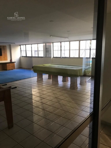Apartamento de três quartos sendo um suíte com duas vagas de garagem à venda na rua Antônio Carlos Centro de Juiz de Fora Por 899.000,00: 14ª foto da galeria de imagens do imóvel