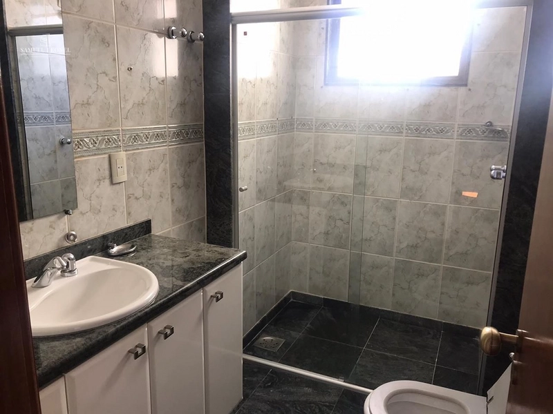 Apartamento de três quartos sendo um suíte com duas vagas de garagem à venda na rua Antônio Carlos Centro de Juiz de Fora Por 899.000,00: 7ª foto da galeria de imagens do imóvel
