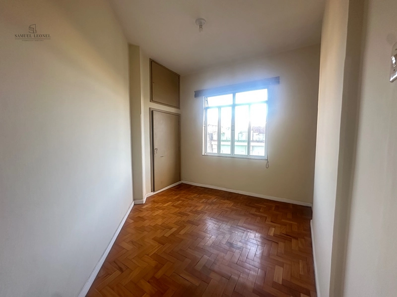 Apartamento de três quartos reformado a venda no centro de Juiz de Fora por 295.000,00: 19ª foto da galeria de imagens do imóvel
