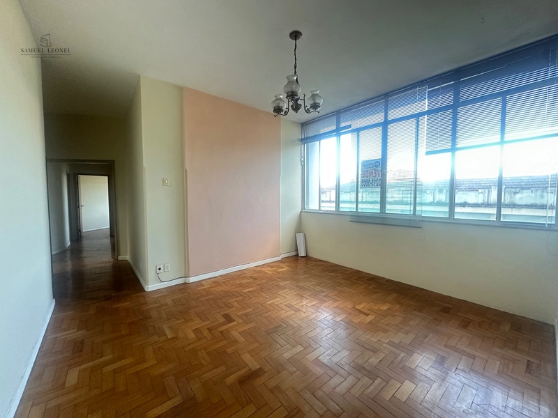 Apartamento de três quartos reformado a venda no centro de Juiz de Fora por 295.000,00: 7ª foto da galeria de imagens do imóvel