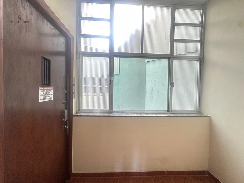 Apartamento de três quartos reformado a venda no centro de Juiz de Fora por 295.000,00: 10ª foto da galeria de imagens do imóvel