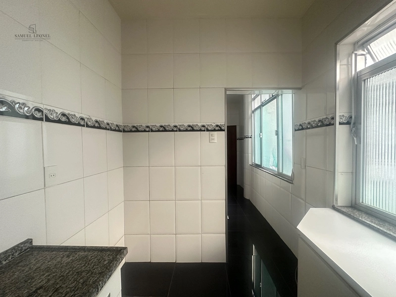 Apartamento de três quartos reformado a venda no centro de Juiz de Fora por 295.000,00: 4ª foto da galeria de imagens do imóvel