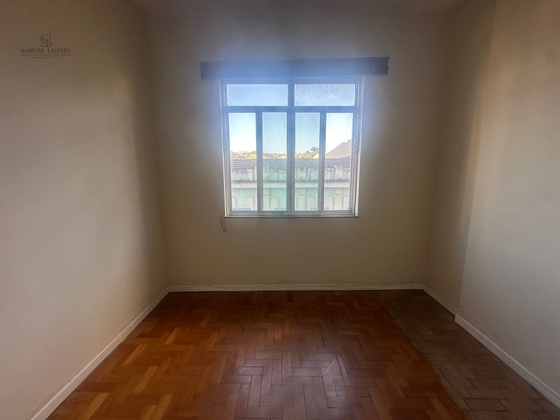 Apartamento de três quartos reformado a venda no centro de Juiz de Fora por 295.000,00: 12ª foto da galeria de imagens do imóvel