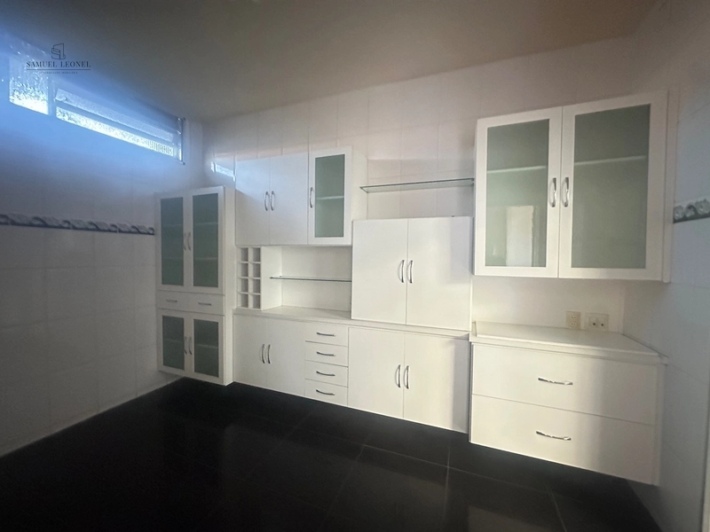 Apartamento de três quartos reformado a venda no centro de Juiz de Fora por 295.000,00: 2ª foto da galeria de imagens do imóvel