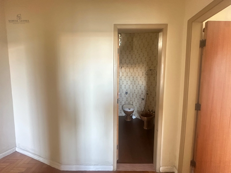 Apartamento de três quartos reformado a venda no centro de Juiz de Fora por 295.000,00: 16ª foto da galeria de imagens do imóvel