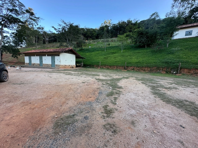 Fazenda à venda com benfeitorias próxima a Santana do Deserto: 24ª foto da galeria de imagens do imóvel