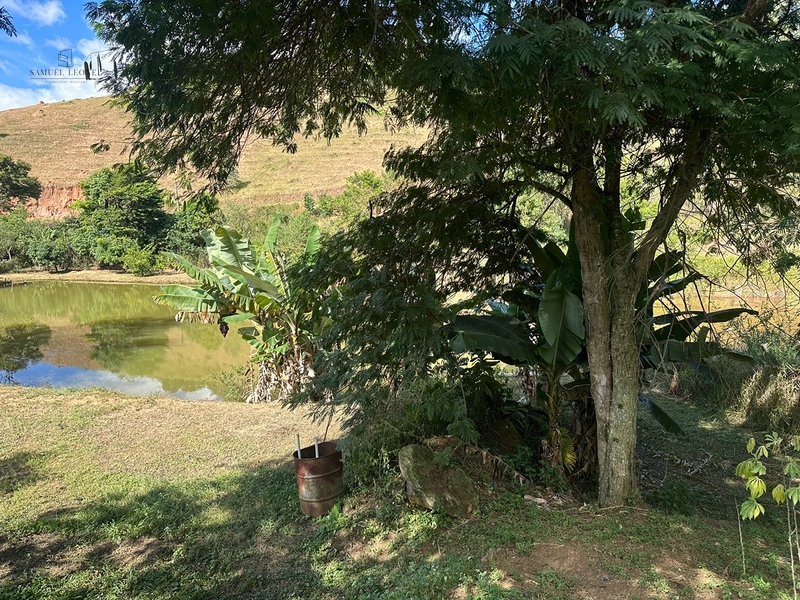 Granja com Açude e terreno de 3280m2 com piscina e obra inacabada à venda por 230.000,00: 12ª foto da galeria de imagens do imóvel