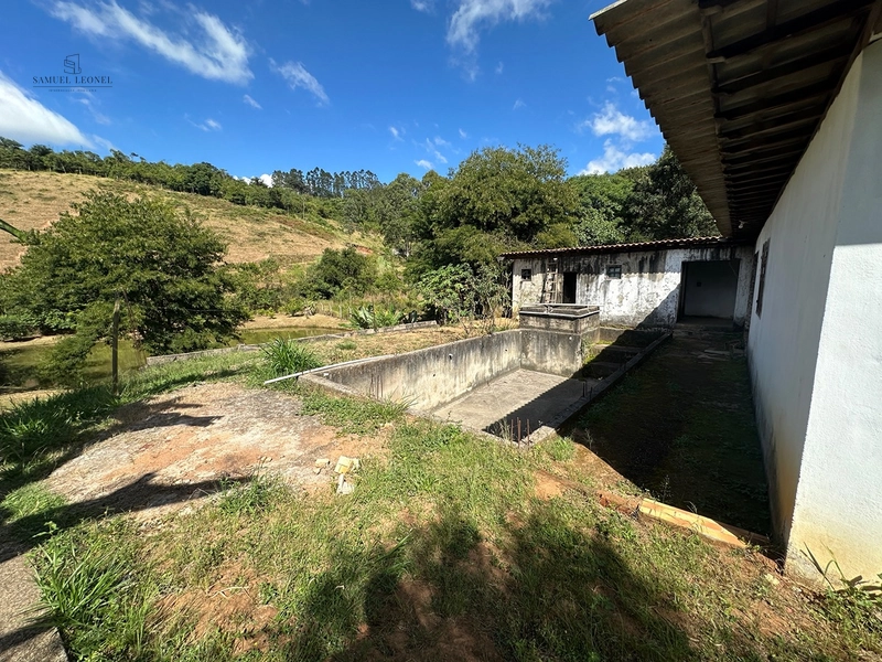 Granja com Açude e terreno de 3280m2 com piscina e obra inacabada à venda por 230.000,00: 18ª foto da galeria de imagens do imóvel