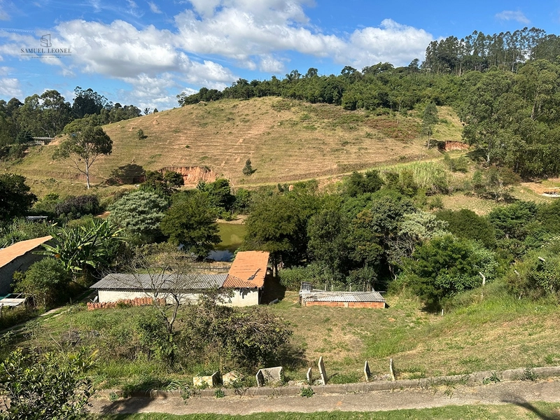 Granja com Açude e terreno de 3280m2 com piscina e obra inacabada à venda por 230.000,00: 26ª foto da galeria de imagens do imóvel