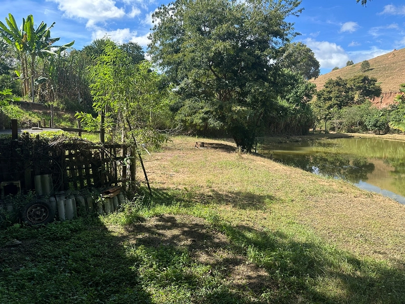 Granja com Açude e terreno de 3280m2 com piscina e obra inacabada à venda por 230.000,00: 11ª foto da galeria de imagens do imóvel