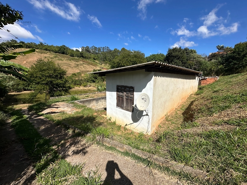 Granja com Açude e terreno de 3280m2 com piscina e obra inacabada à venda por 230.000,00: 19ª foto da galeria de imagens do imóvel