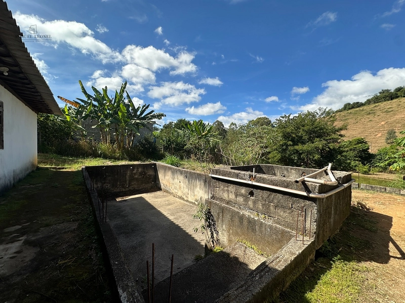 Granja com Açude e terreno de 3280m2 com piscina e obra inacabada à venda por 230.000,00: 15ª foto da galeria de imagens do imóvel