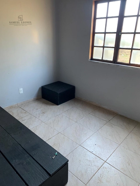 Chácara de 4497m2 com casa de dois quartos piscina e pastagem para criação de animais de estimação a venda por 249.000,00: 9ª foto da galeria de imagens do imóvel