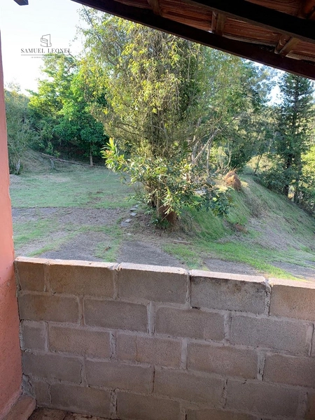 Chácara de 4497m2 com casa de dois quartos piscina e pastagem para criação de animais de estimação a venda por 249.000,00: 8ª foto da galeria de imagens do imóvel