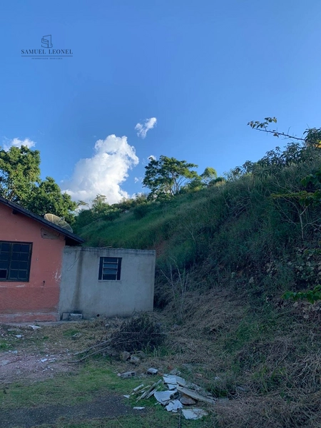 Chácara de 4497m2 com casa de dois quartos piscina e pastagem para criação de animais de estimação a venda por 249.000,00: 11ª foto da galeria de imagens do imóvel