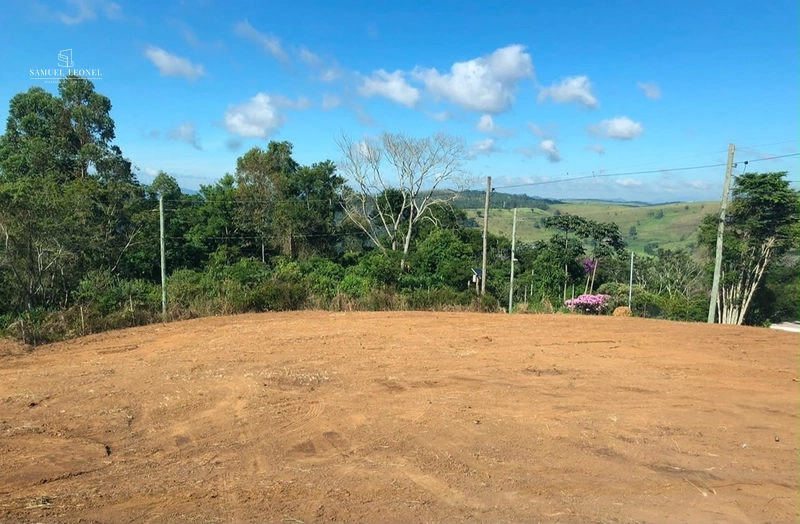 Lote de Esquina com 2.300 m² à Venda no Condomínio Estrada Real em Juiz de Fora: 1ª foto da galeria de imagens do imóvel