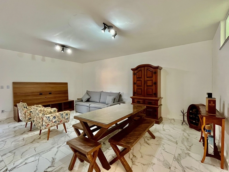 Casa moderna com vista definitiva para o lago no Granjeamento Portal do Sol | Chácara/MG: 28ª foto da galeria de imagens do imóvel