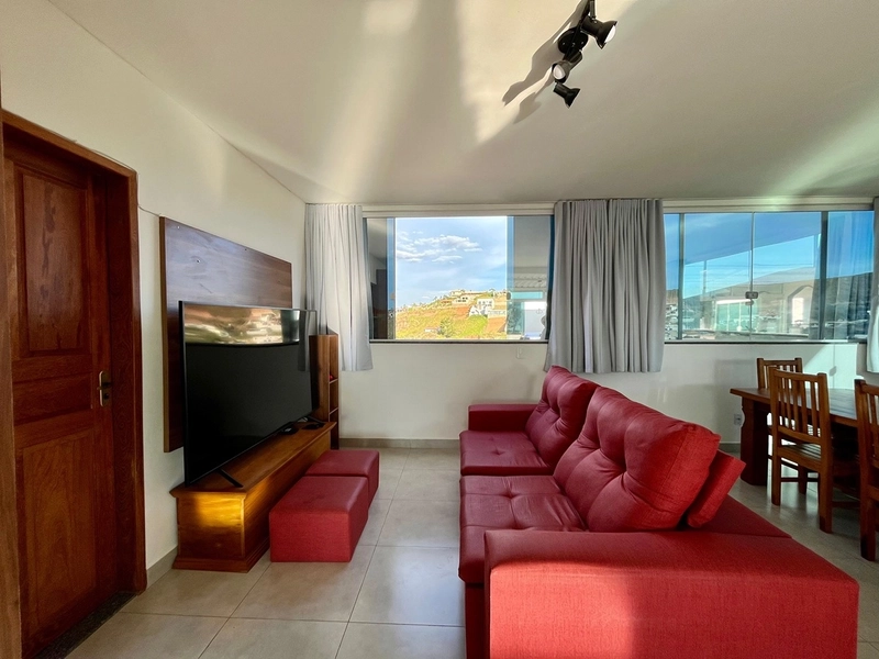 Casa moderna com vista definitiva para o lago no Granjeamento Portal do Sol | Chácara/MG: 17ª foto da galeria de imagens do imóvel