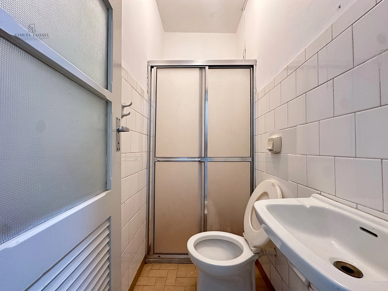 Apartamento de dois quartos reformado, com elevador, no calçadão da rua Halfed centro de Juiz de Fora: 11ª foto da galeria de imagens do imóvel