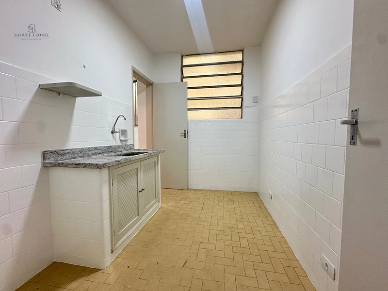 Apartamento de dois quartos reformado, com elevador, no calçadão da rua Halfed centro de Juiz de Fora: 7ª foto da galeria de imagens do imóvel