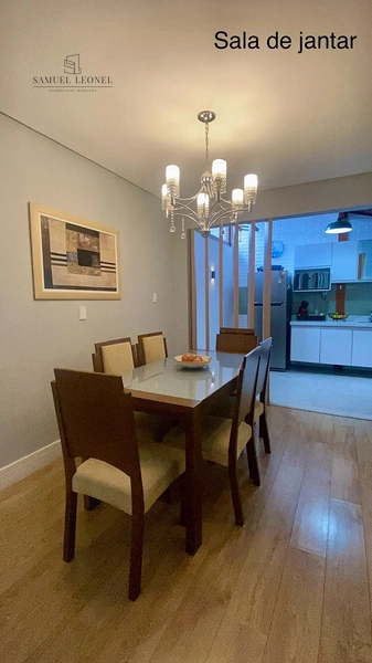 Casa três quartos um suíte com vaga em condomínio fechado, a venda por 520.000,00 no Monte Castelo Juiz de Fora : 3ª foto da galeria de imagens do imóvel