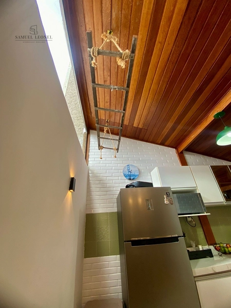 Casa três quartos um suíte com vaga em condomínio fechado, a venda por 520.000,00 no Monte Castelo Juiz de Fora : 7ª foto da galeria de imagens do imóvel