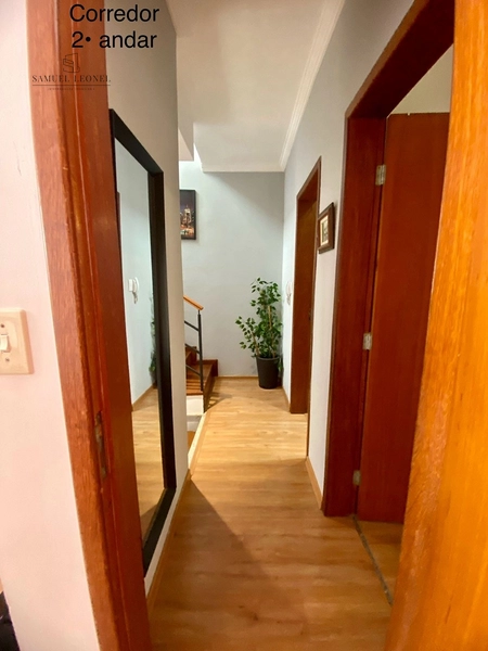 Casa três quartos um suíte com vaga em condomínio fechado, a venda por 520.000,00 no Monte Castelo Juiz de Fora : 19ª foto da galeria de imagens do imóvel