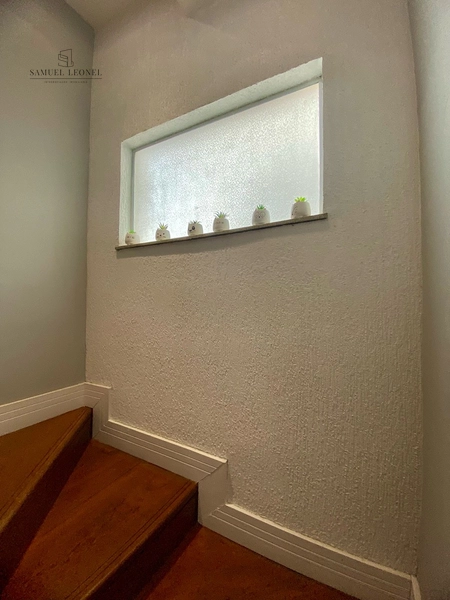 Casa três quartos um suíte com vaga em condomínio fechado, a venda por 520.000,00 no Monte Castelo Juiz de Fora : 22ª foto da galeria de imagens do imóvel