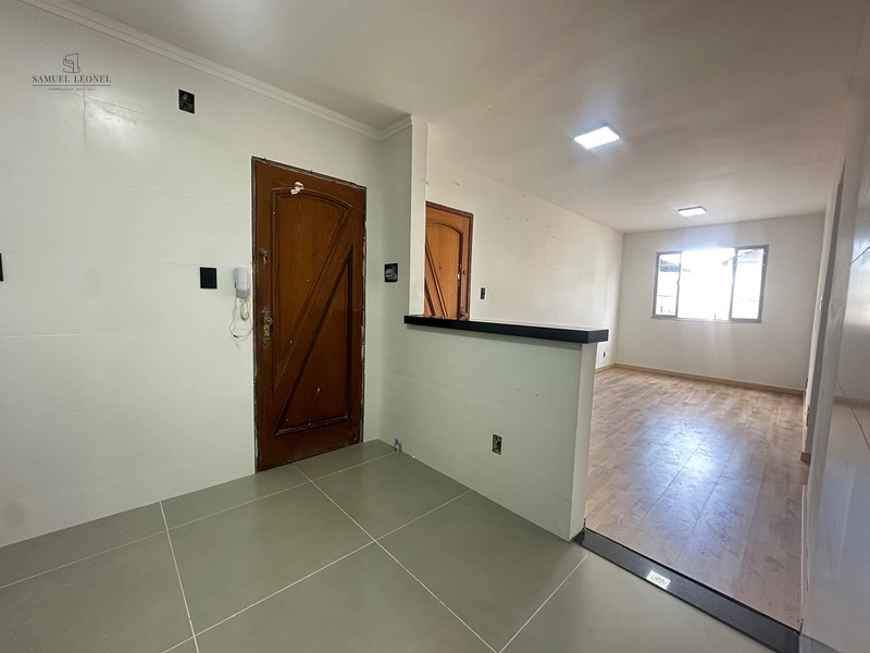 Apartamento de três quartos um suíte todo reformado a venda no Cascatinha por 350.000,00 : 2ª foto da galeria de imagens do imóvel