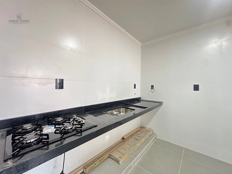 Apartamento de três quartos um suíte todo reformado a venda no Cascatinha por 350.000,00 : 6ª foto da galeria de imagens do imóvel