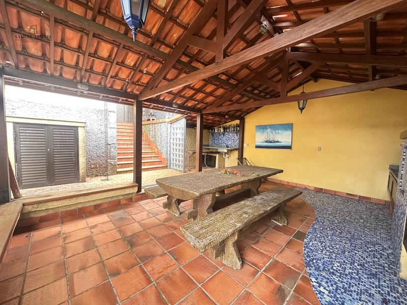 Casa no condomínio fechado Parque Imperial a venda por 1.690.000: 9ª foto da galeria de imagens do imóvel