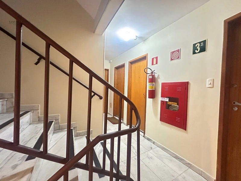 Apartamento de dois quartos e um banheiro com vaga de garagem à venda no bairro Santa Helena Juiz de Fora MG : 24ª foto da galeria de imagens do imóvel