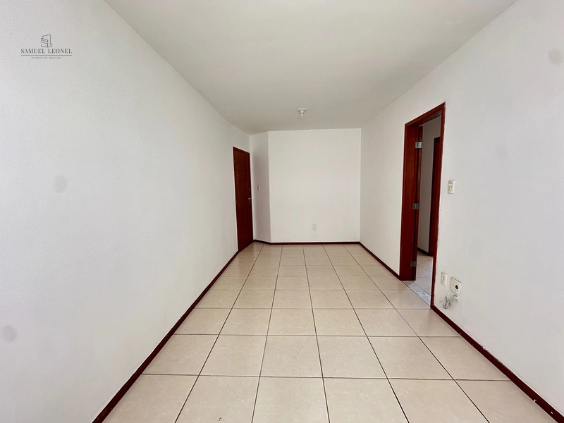 Apartamento de dois quartos e um banheiro com vaga de garagem à venda no bairro Santa Helena Juiz de Fora MG : 3ª foto da galeria de imagens do imóvel