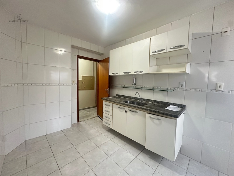 Apartamento de dois quartos e um banheiro com vaga de garagem à venda no bairro Santa Helena Juiz de Fora MG : 8ª foto da galeria de imagens do imóvel