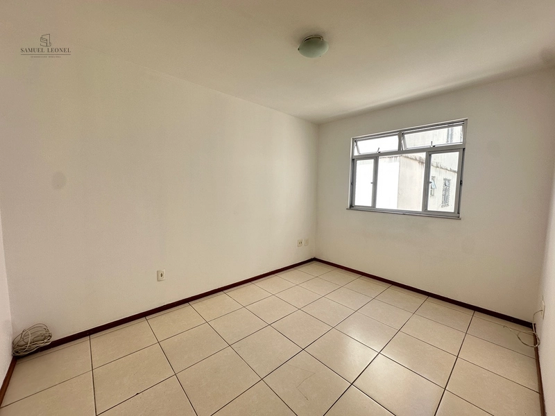 Apartamento de dois quartos e um banheiro com vaga de garagem à venda no bairro Santa Helena Juiz de Fora MG : 9ª foto da galeria de imagens do imóvel