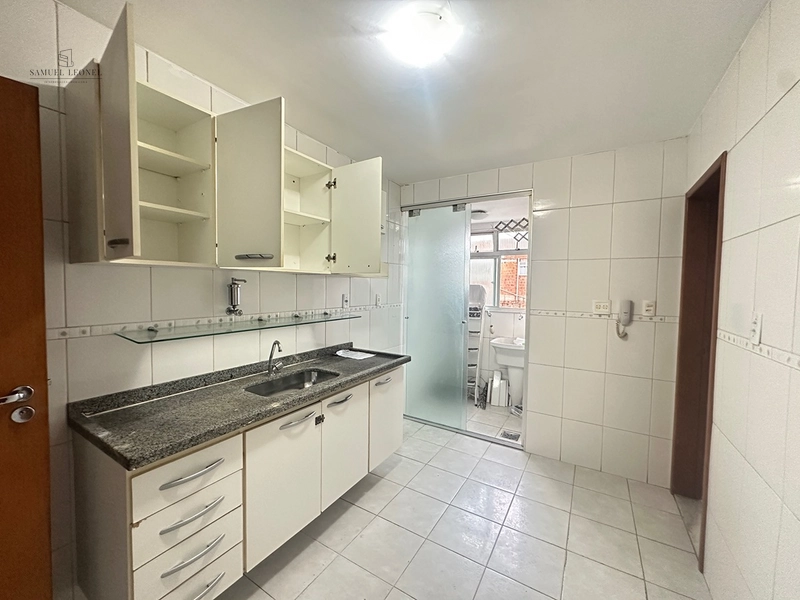 Apartamento de dois quartos e um banheiro com vaga de garagem à venda no bairro Santa Helena Juiz de Fora MG : 6ª foto da galeria de imagens do imóvel