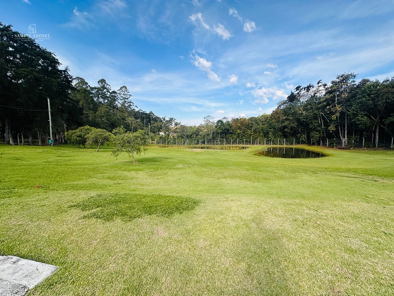 Casa de 4 quartos 1 suite nova em lote plano pra venda em condomínio fechado, bosque do imperador Juiz de Fora MG: 16ª foto da galeria de imagens do imóvel