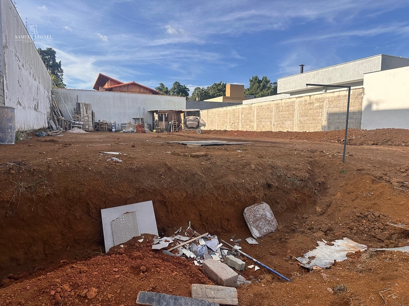 Casa de 4 quartos 1 suite nova em lote plano pra venda em condomínio fechado, bosque do imperador Juiz de Fora MG: 5ª foto da galeria de imagens do imóvel