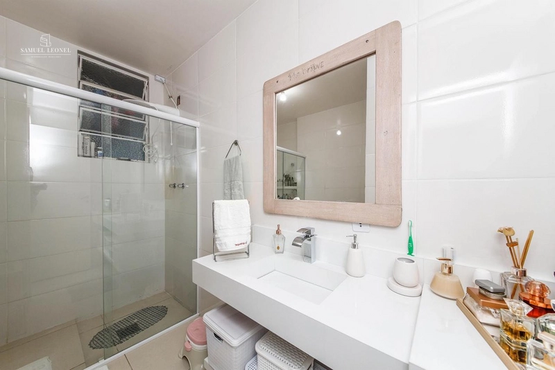 Apartamento de três quartos dois banheiros reformado no centro de Juiz de Fora MG: 11ª foto da galeria de imagens do imóvel